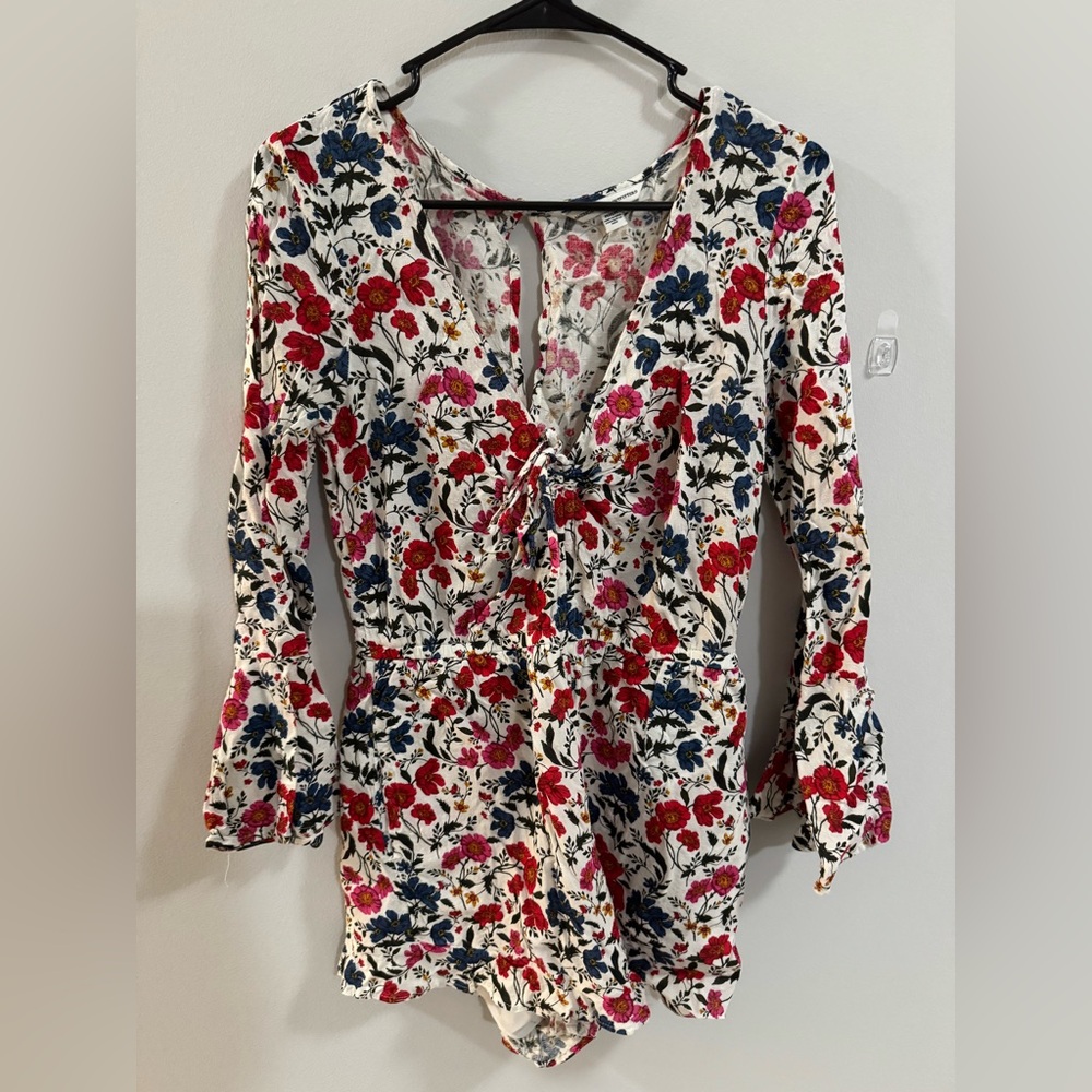 Floral Tie-Front Women's Top in White with Red & Blue Flowers